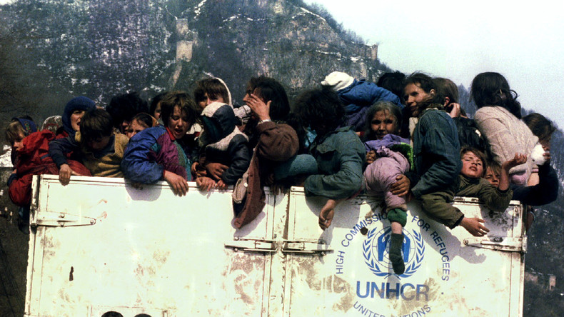 20 Jahre seit NATO-Angriff auf Jugoslawien: Teil des NATO-Drehbuchs – "Massaker von Srebrenica" (I)