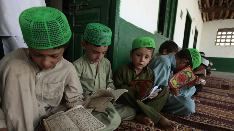 Aktion gegen Islamismus: Pakistans Regierung übernimmt Kontrolle über 182 religiöse Schulen