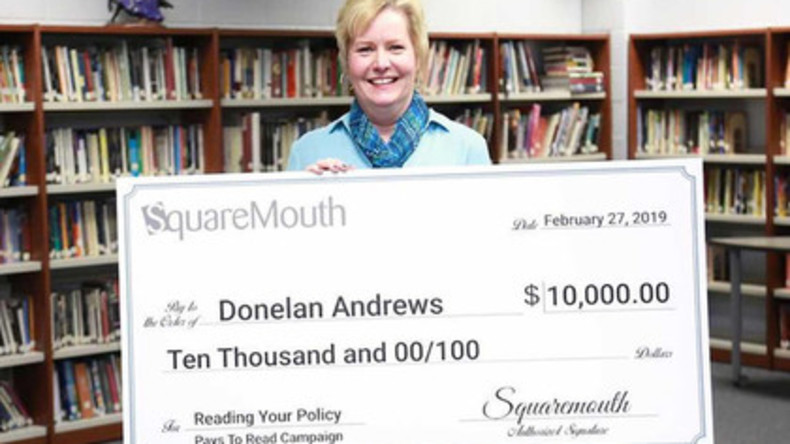 Aufmerksamkeit lohnt sich: Frau liest Kleingedrucktes und gewinnt 10.000 US-Dollar