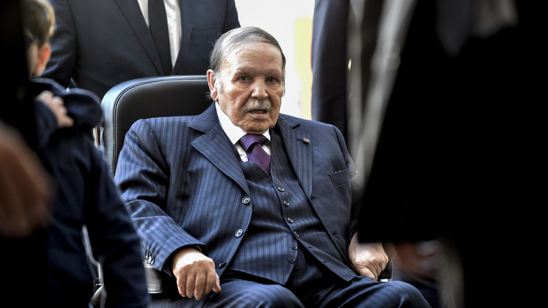 Wahlverschiebung in Algerien: Bouteflika verzichtet auf Kandidatur, Premierminister tritt zurück 