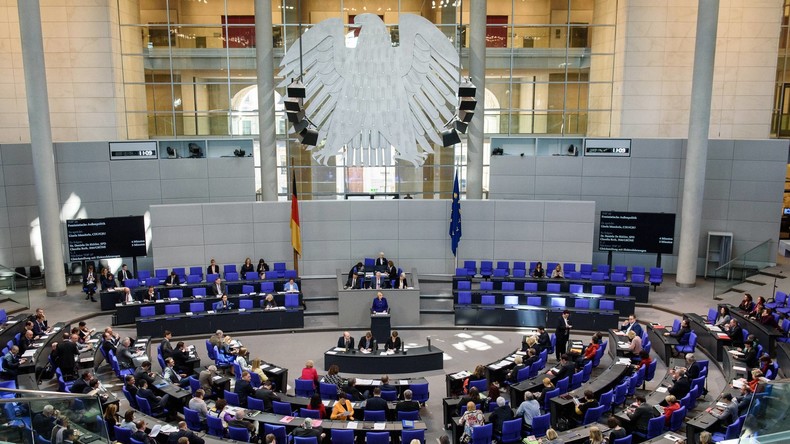 LIVE: 85. Sitzung des Deutschen Bundestags – Befragung der Bundesregierung und Urheberrechtsreform