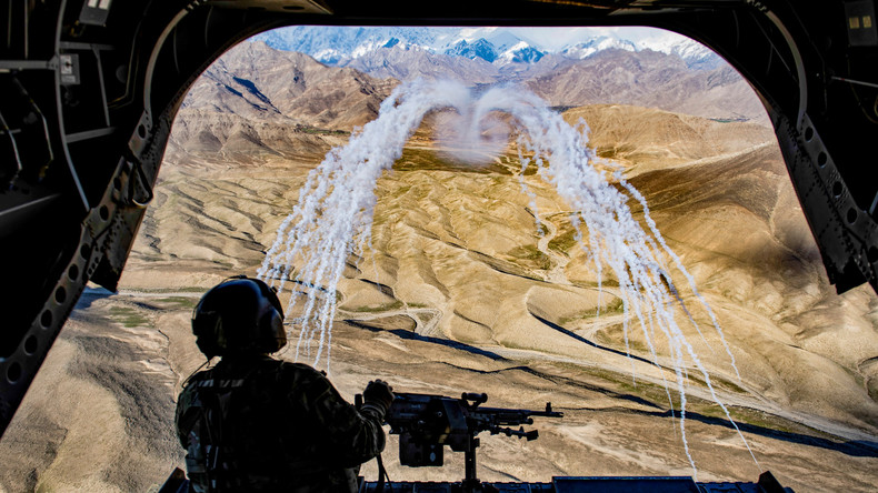 "War ein Missverständnis" - US-Luftangriff löscht afghanische Armeebasis aus