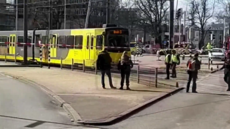 Niederlande: Mann veranstaltet Blutbad in Straßenbahn – Terroralarm in Utrecht