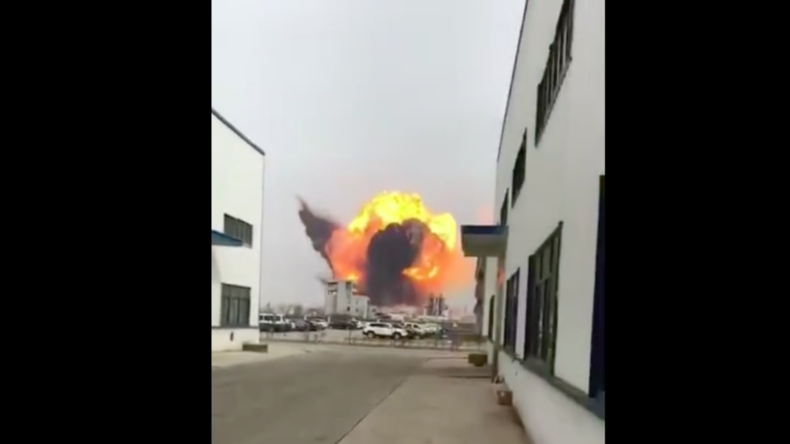 Riesige Explosion in Chemiefabrik in chinesischer Stadt Yancheng – sechs Tote (FOTOS, VIDEO) 