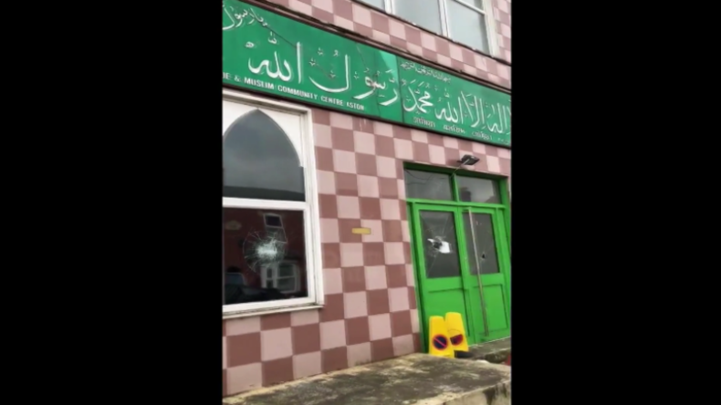 England: Fünf Birminghamer Moscheen über Nacht mit Vorschlaghammern attackiert 