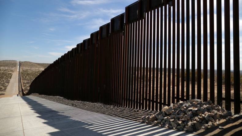 Pentagon gibt eine Milliarde Dollar zur Sicherung der Grenze zu Mexiko 
