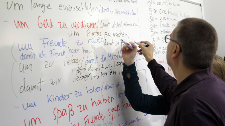 Niederländer werben mit Prämien um Deutschlehrer