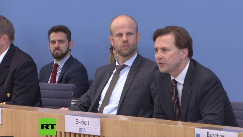 Bundespressekonferenz: Regierungssprecher Steffen Seibert und der "Staatsfunk"