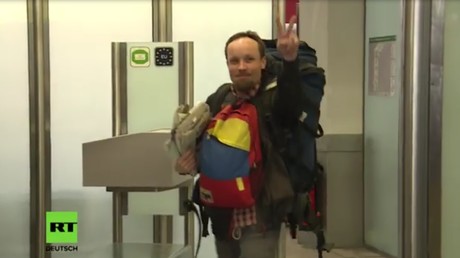 Nach Haft in Venezuela: Journalist Billy Six wieder in Deutschland - Vorwürfe ans Auswärtige Amt