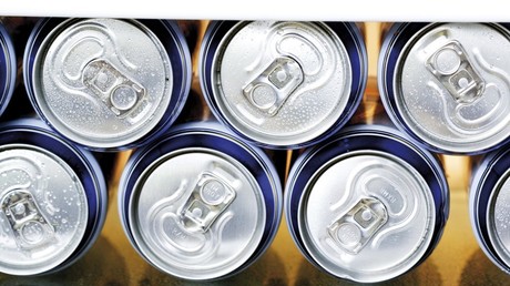 "Himmelsgabe": Schicksal beschert zwei Überschwemmungsopfern Kühlschrank voller Bier