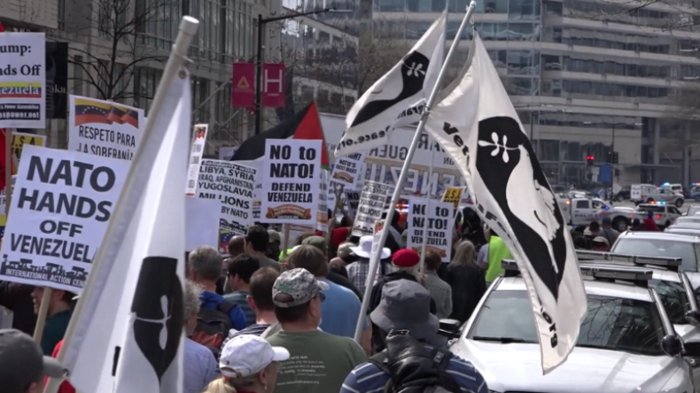 USA: Hunderte protestieren gegen NATO – "Dient nur zur gewaltsamen Durchsetzung der US-Interessen"