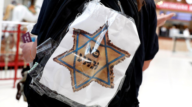USA: Impfgegner tragen während Demonstrationen Judensterne