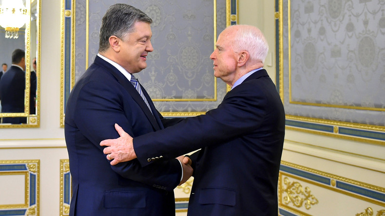 Kiew: Zentrale Straße nach John McCain umbenannt