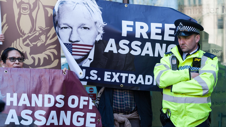 Mit dem Schweigen zur Assange-Verhaftung biedert sich das deutsche Establishment den USA an
