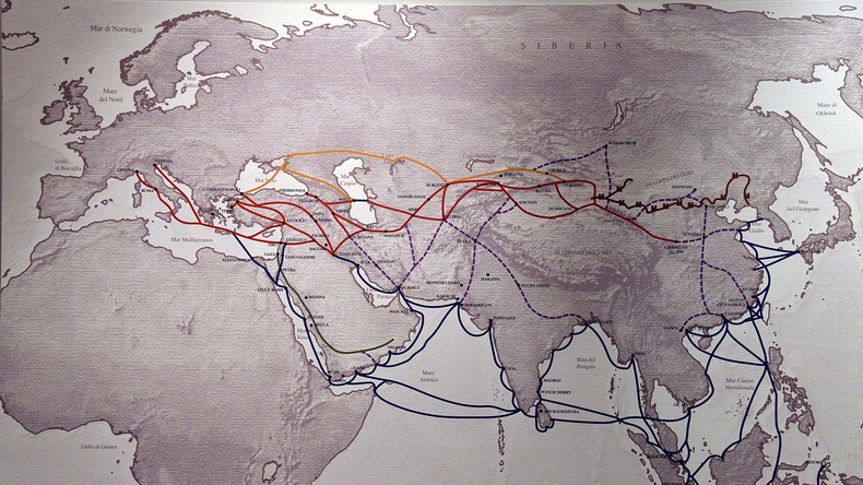 Alle Wege führen nach Peking: 17 arabische Länder schließen sich Chinas Neuer Seidenstraße an
