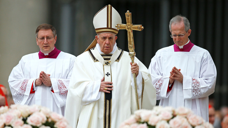 LIVE: Papst feiert Ostermesse auf Petersplatz