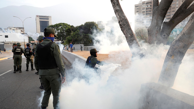 LIVE: Putschversuch in Venezuela - Live von der Militärbasis La Carlota in Caracas