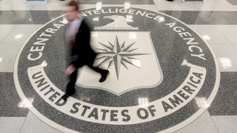 Bestes Geheimstück: US-Polizei nimmt Frau fest, die im CIA-Gebäude "Agent Penis" sprechen will 