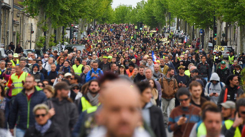 LIVE: Gelbwesten-Protest Akt XXVI – Demonstration in Paris zum 26. Mal in Folge