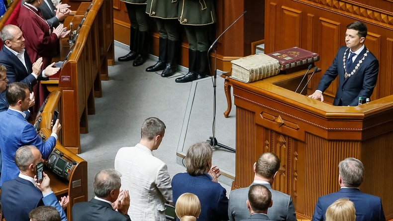 Selenskij nach Vereidigung zum ukrainischen Präsidenten: "Werde alles tun, damit ihr nicht weint"