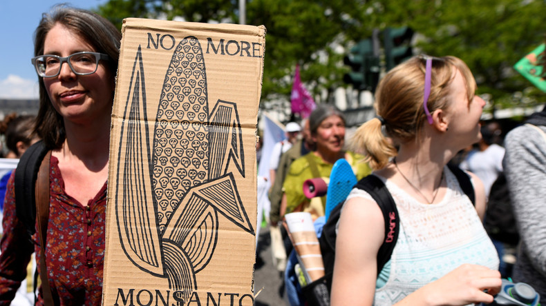 Beraterin gibt sich bei Monsanto-Prozess in San Francisco fälschlicherweise als Journalistin aus   