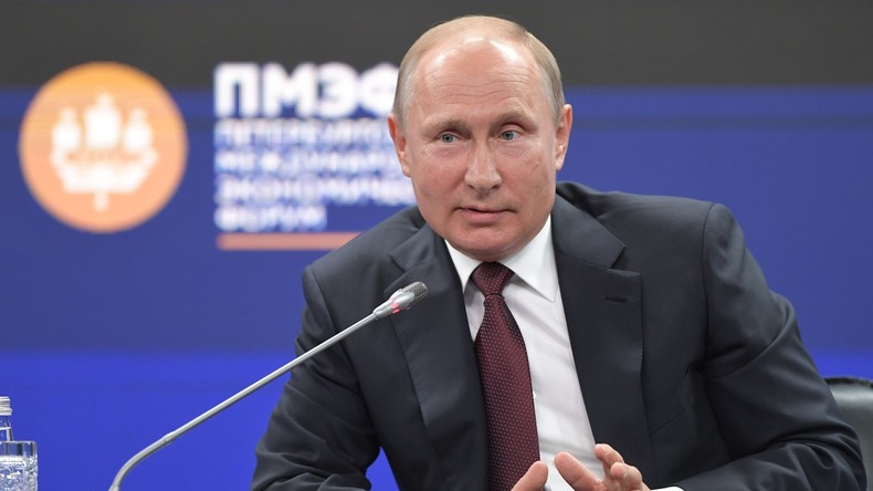 LIVE: Wladimir Putin nimmt an SPIEF-Plenarsitzung teil (Deutsch)