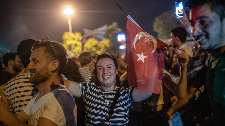 Ende einer Ära? Deutlicher Wahlsieg für Opposition bei Bürgermeisterwahl in İstanbul