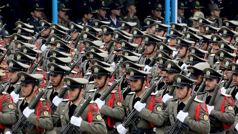 Nach weiteren US-Drohgebärden: Iranisches Militär zeigt sich kampfbereit