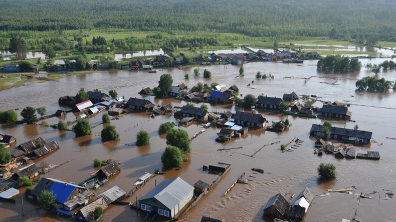 Hochwasser in Sibirien: 800 Menschen evakuiert, zwei Tote