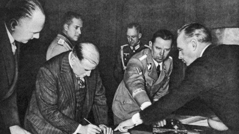 Wie kam es 1939 zum "Hitler-Stalin-Pakt"? Eine kurze Rekonstruktion (Videoclip)