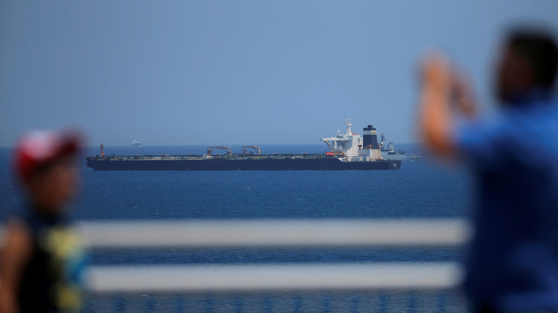 Offiziere des Supertankers in Gibraltar gegen Kaution auf freiem Fuß