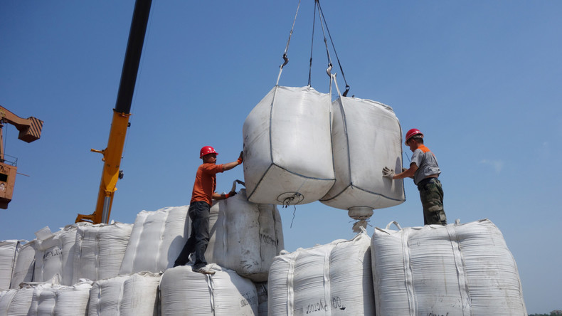 China steigert Import russischer Sojabohnen – Verzicht auf Lebensmittelimporte aus den USA