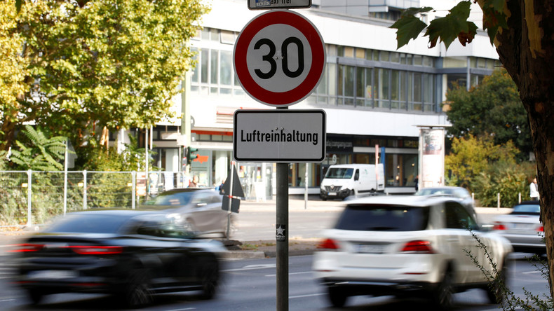 Berlin beschließt Dieselfahrverbote und Dutzende Tempo-30-Abschnitte