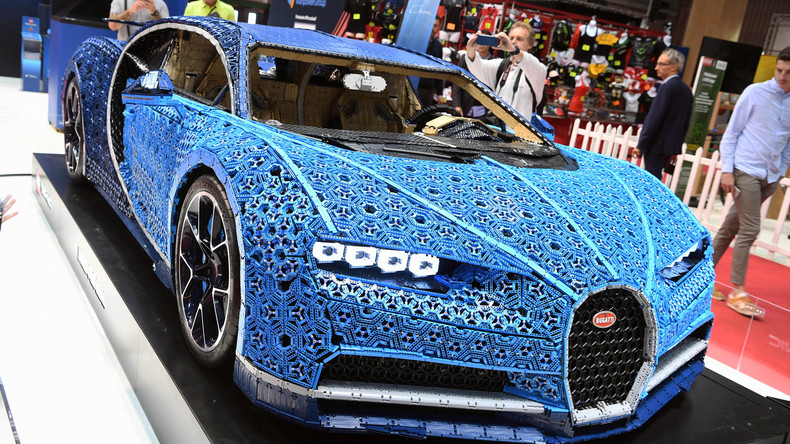 Und er fährt! - Ingenieure bauen Bugatti Chiron in Originalgröße aus Legosteinen nach