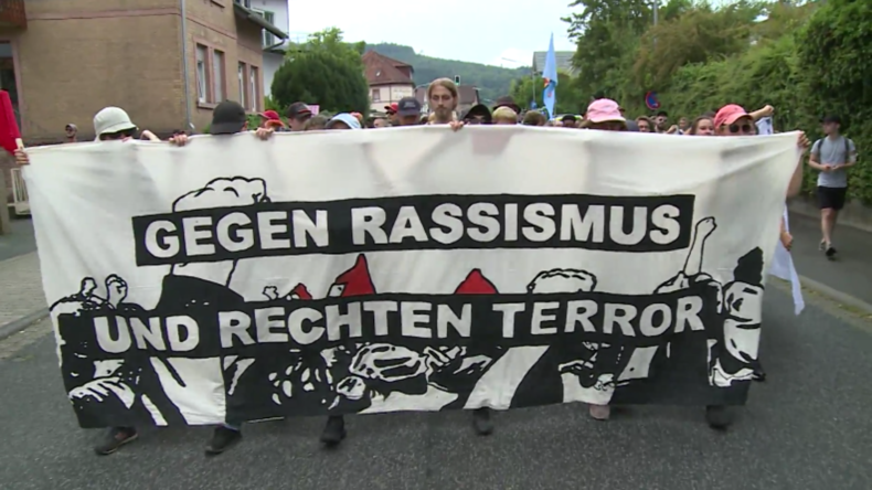 Deutschland: Aktivisten marschieren gegen rassistisch motivierte Kriminalität