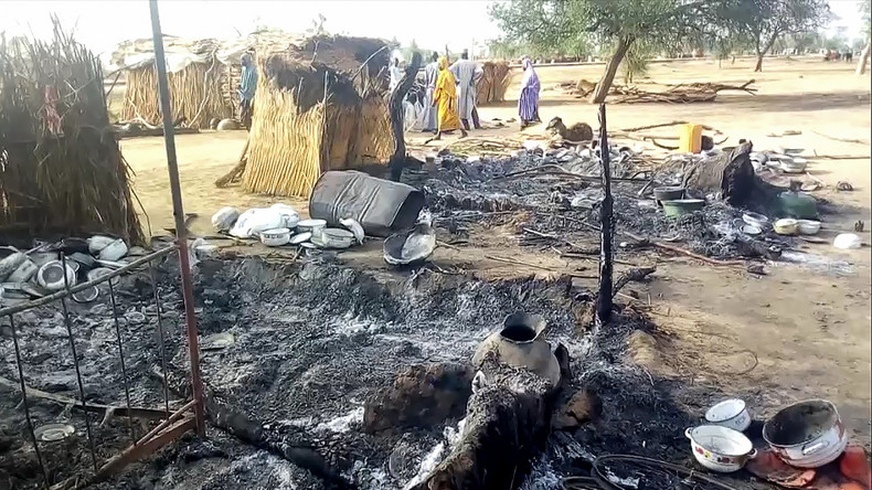 Terrorgruppe Boko Haram tötet mindestens 65 Menschen bei Angriff auf Begräbnisprozession in Nigeria
