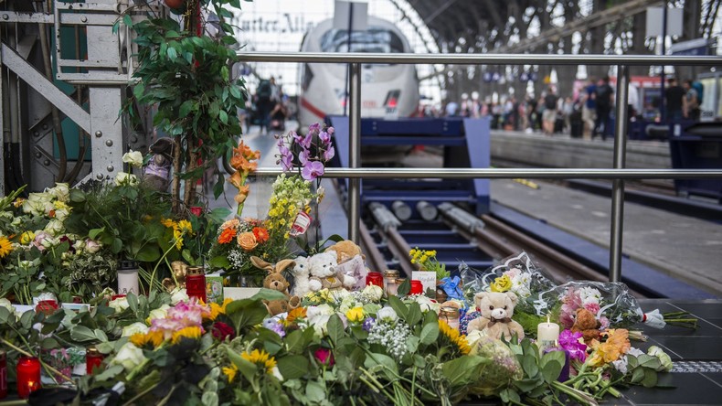 Getöteter Achtjähriger in Frankfurt: Verdächtiger wurde wegen Messerangriffs zuvor gesucht