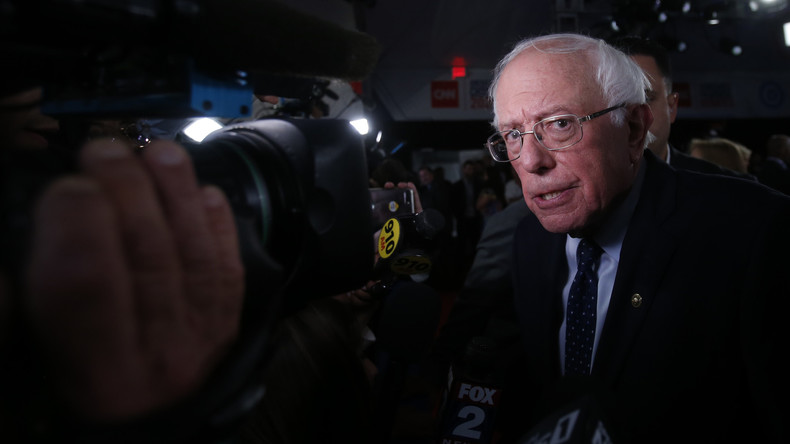 Aus Liebe zu seiner Frau: Sanders würde als US-Präsident über UFOs auspacken