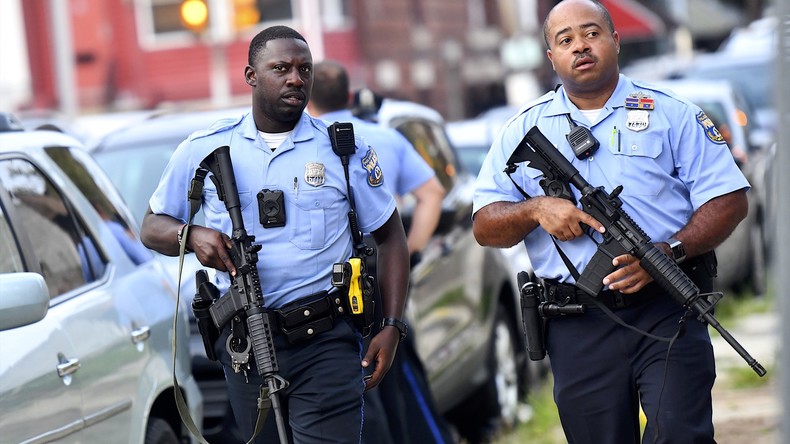 Schüsse auf Polizisten in Philadelphia – Bewaffneter gibt nach stundenlangen Verhandlungen auf
