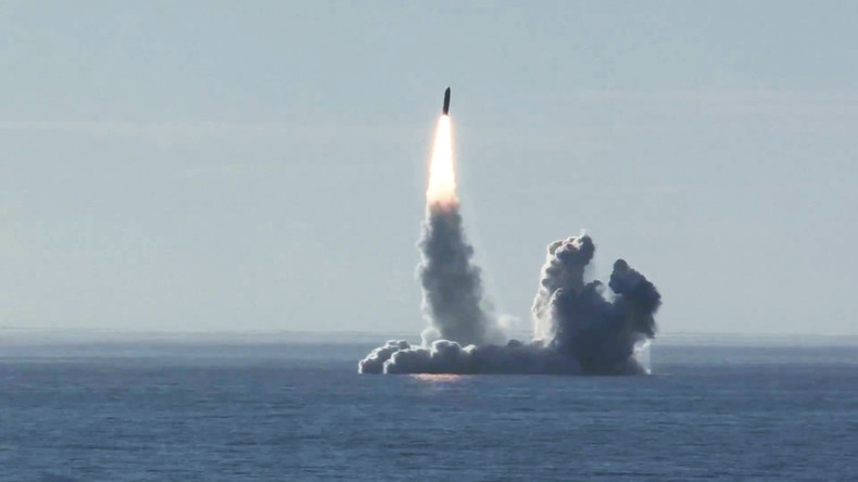 Russland testet seegestützte Bulawa- und Sinewa-Raketen