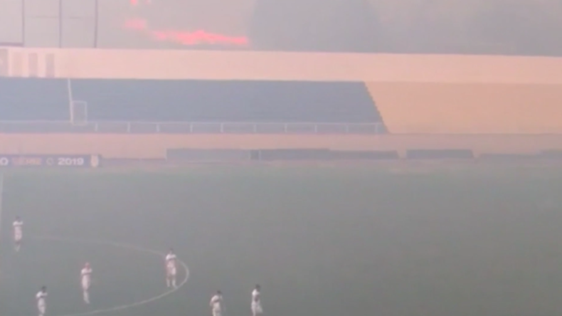 Brasilien: Waldbrände in Amazonas-Regenwald unterbrechen Fußballspiel