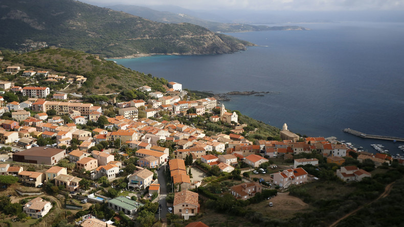 Korsika: Ausländische Investoren vertreiben die heimische Bevölkerung (Video)