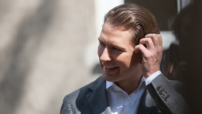 #50shadesofkurz: Internet lacht über Biographie von Österreichs Ex-Kanzler Sebastian Kurz