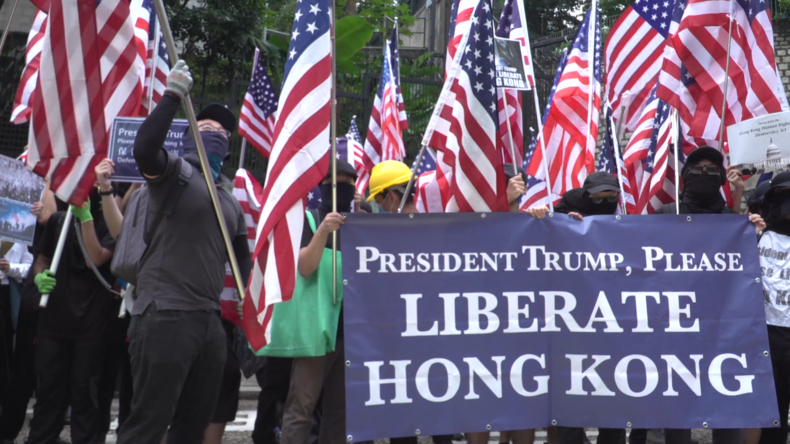 Hongkong: Tausende Protestler fordern, dass die USA sie "befreien"