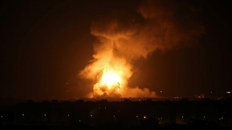 Vergeltungsschläge nach Raketenangriff: Israel greift vermeintliche Terrorziele in Gaza an
