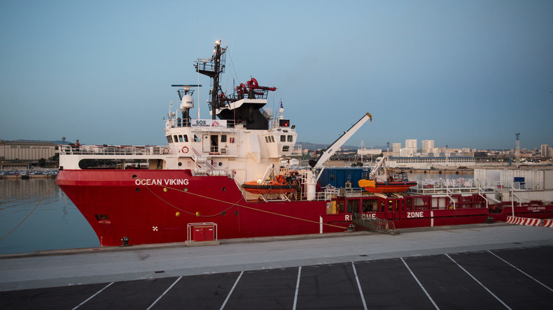 Bootsflüchtlinge auf "Ocean Viking" dürfen in Italien an Land