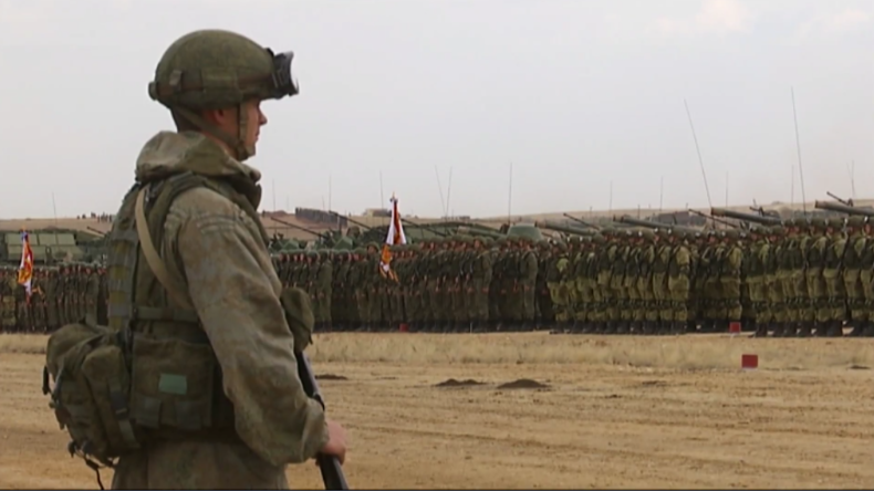 Russland: Großes Militärmanöver "Zentrum 2019" startet in Orenburg