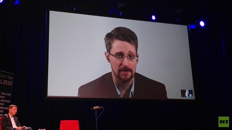 Edward Snowden in Berlin: Die Russen hatten genauso viel Angst vor mir wie ich vor ihnen