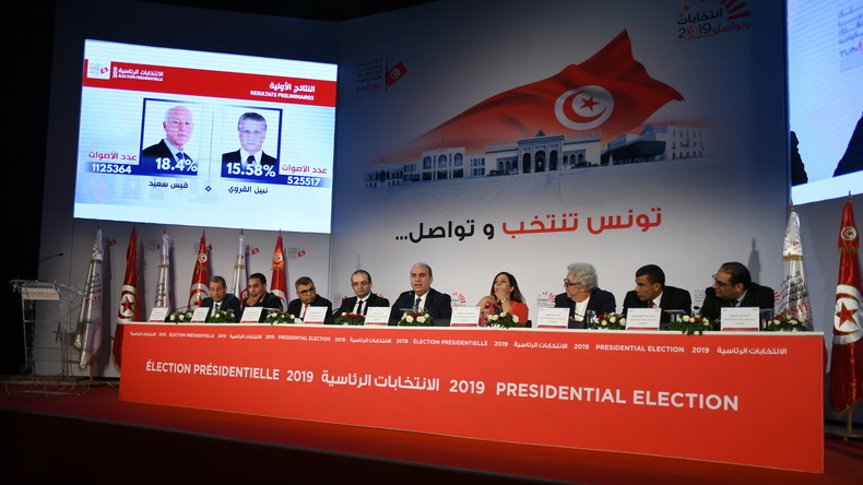 "Tunesiens Berlusconi" und "Robocop" – Zwei Newcomer gehen in Stichwahl ums Präsidentenamt