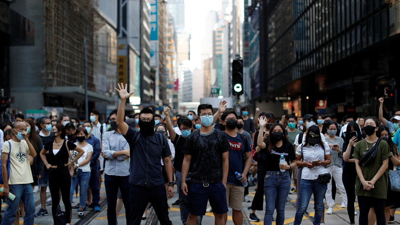LIVE: Massenproteste in Hongkong: Regierung erlässt Vermummungsverbot